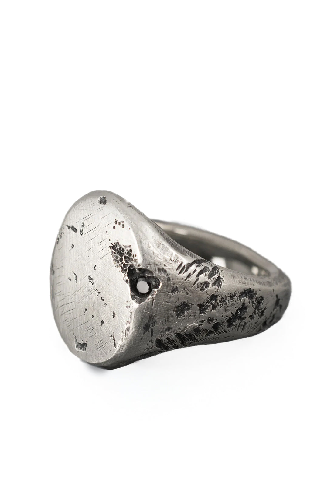 Tolm Oval Signet Ring